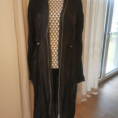 Long black coat with zipper