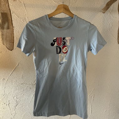 Nike Just Do It T-shirt light blue size S