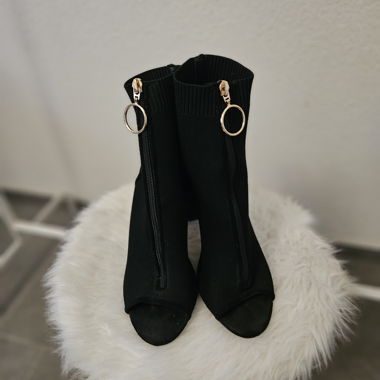Bottines noires à talon