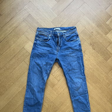 Zara Jeans