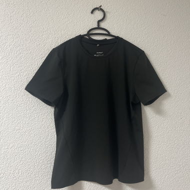 T-shirt sportivo nero