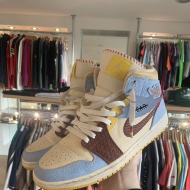 Jordan 1 Maison Château Rouge