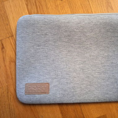 Graue Laptop Hülle