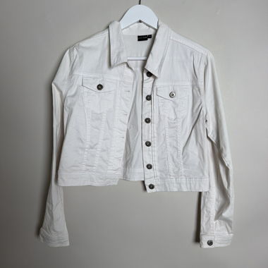 BODYFLIRT White Jacket