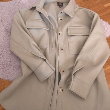 Beige Manor woman jacket