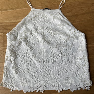 ZARA weisses Spitzen-Top - Grösse 36