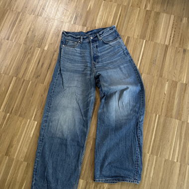 astro bagy jeans