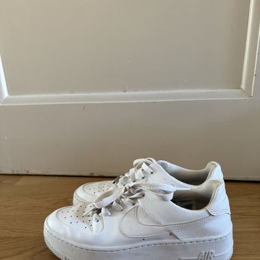 Nike Airforce 1 in weiss