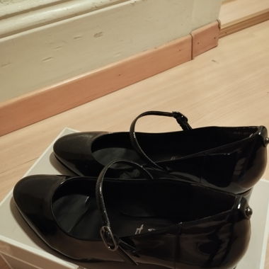 Tamaris black pumps