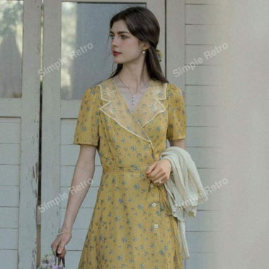 Simple Retro Short Dress – Preloved & Like New