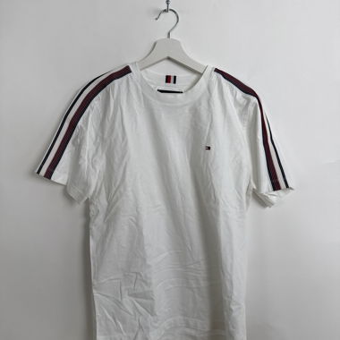 Tommy Hilfiger White T-Shirt M