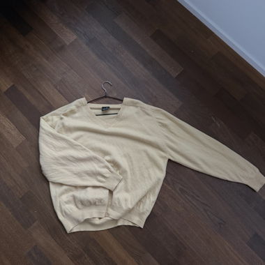 maglione giallo