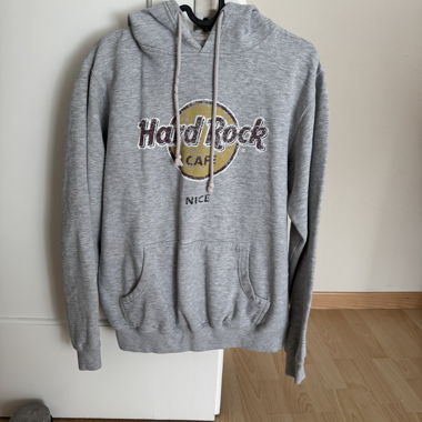 Grey Hard Rock Cafe hoodie, size M