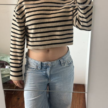 Gestreifter Cropped Pullover