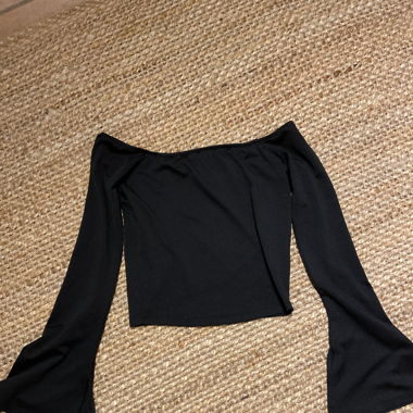 Off shoulder shirt