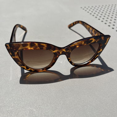 Lunettes de soleil Stradivarius