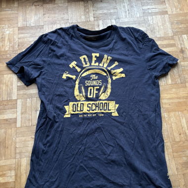 T-SHIRT 