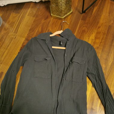 Graue Bluse