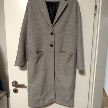 Stradivarius Oversized Grauer Mantel – Grösse S