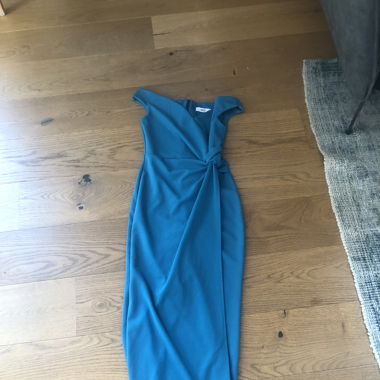 neues WalG blaues Kleid 