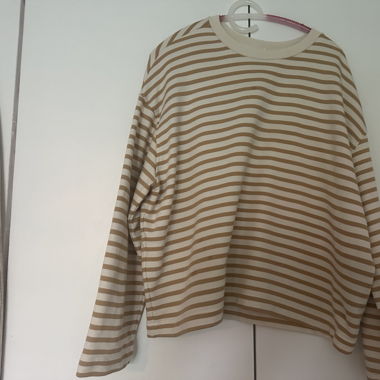 Gestreiftes Sweatshirt
