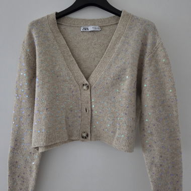Cardigan beige Zara con fiori glitter