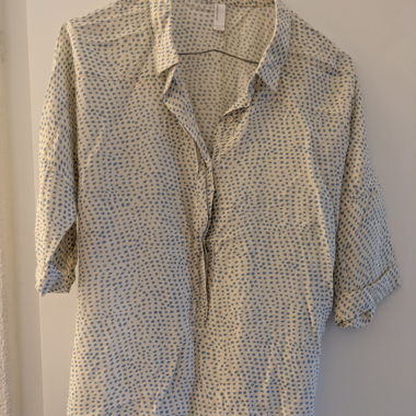 Gepunktete Blouse 