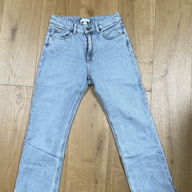 Hellblaue Jeans H&M