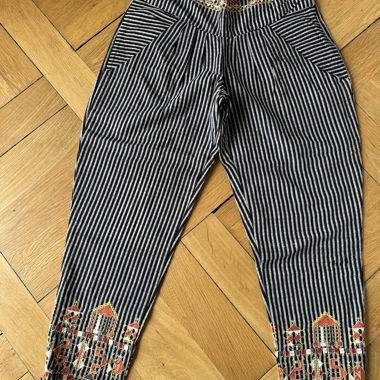 Pantaloni a righe ricamati CACHET
