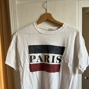 Weisses T Shirt