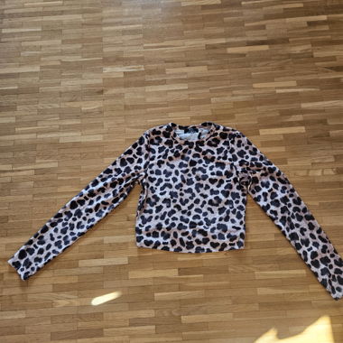 Bershka Leopard Crop Top