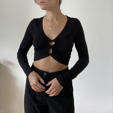 Schwarzes langarm Top