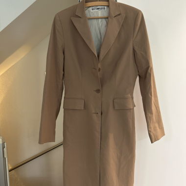 Elegant trench coat/parka