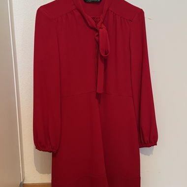 Robe rouge Zara – Taille M – Très bon état