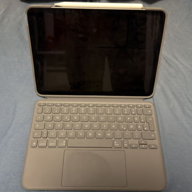 iPad Air 11’ 2024 - tastiera Logitech-Apple Pencil