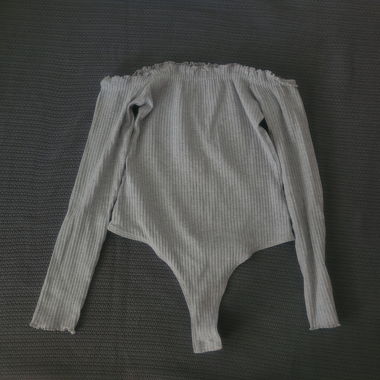 Long-sleeve bodysuit