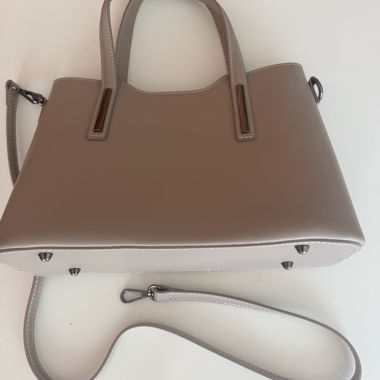 Borsa a mano taupe con tracolla