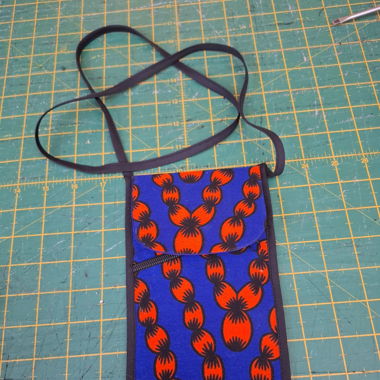 Poussette petit sac pour téléphone