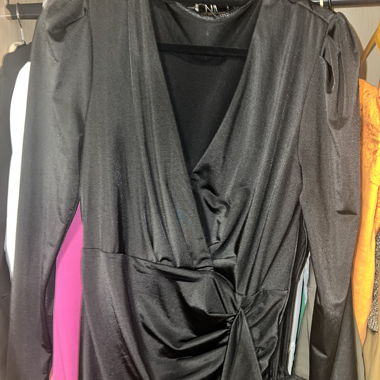 Robe noire Guess