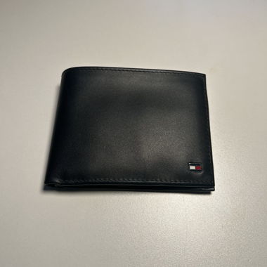 Portafoglio in pelle nero Hilfliger