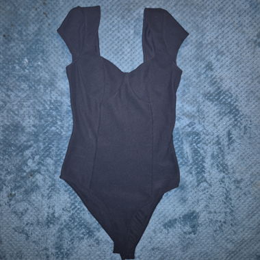 Body noir manches courtes