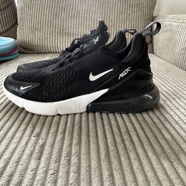 Nike Air Max 270 Sneaker