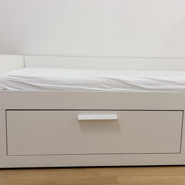 Lit de rangement avec lit simple coulissant supplémentaire inclus