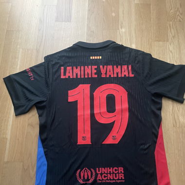 LAMINE YAMAL 19 TRIKOT