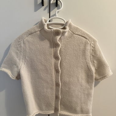 Cardigan beige in maglia maniche corte