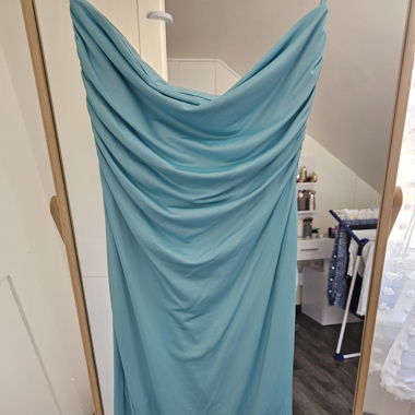 Robe turquoise 