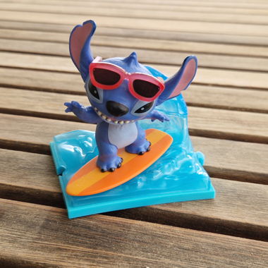Figura Disney Stitch Surfer