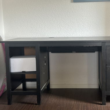 Schreibtisch