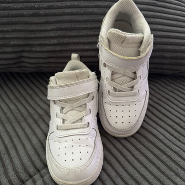 Sneakers bianche per bambini