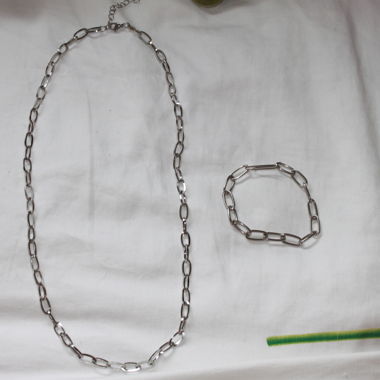 Armband und Halskette